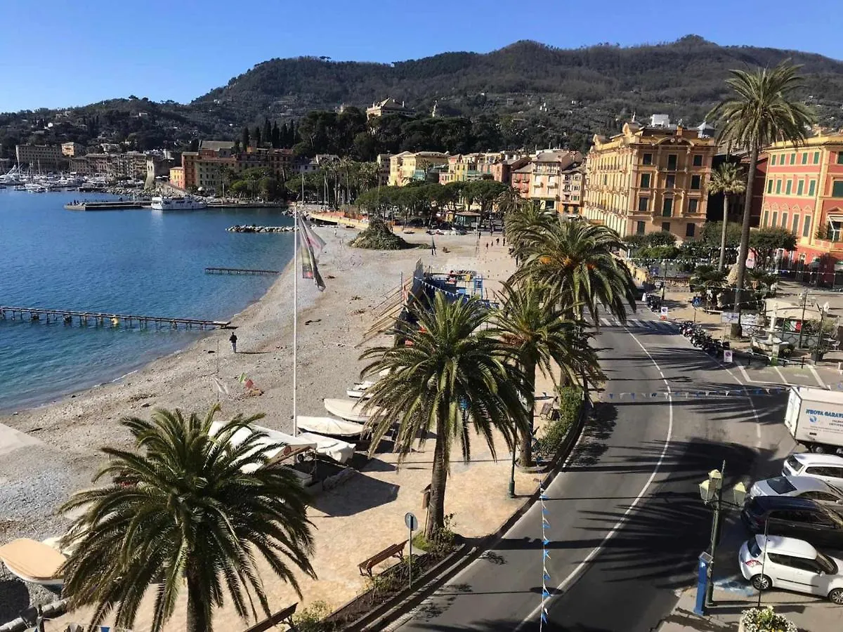 La Nicolina Daire Santa Margherita Ligure 0*,